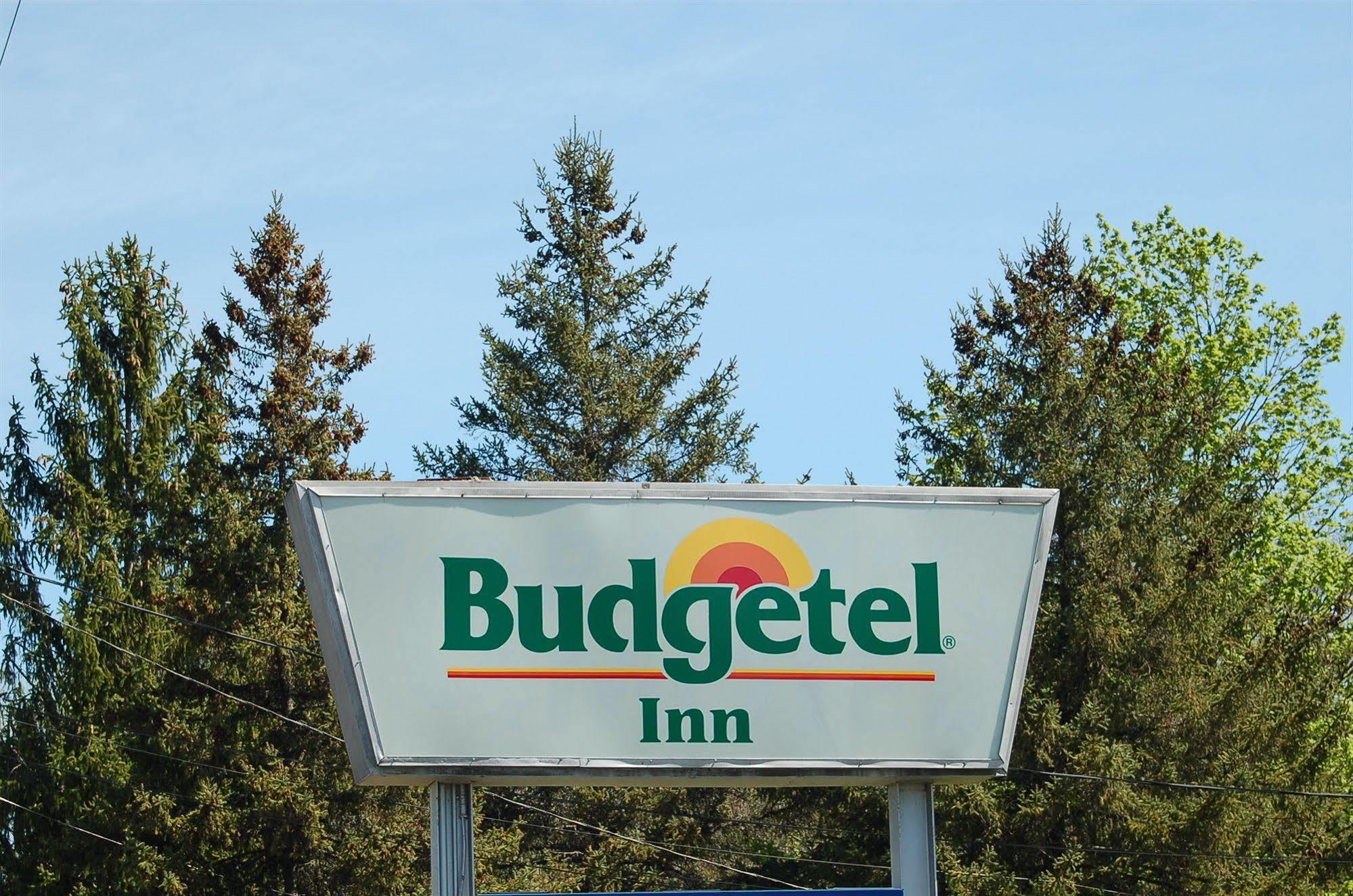 Blue Sky Inn Glens Falls-Saratoga-Lake George ภายนอก รูปภาพ